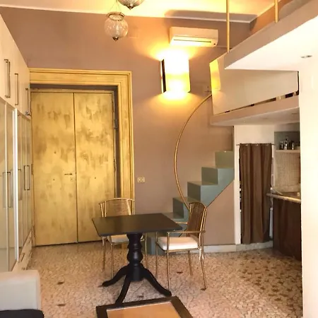 Apartment Galleria Umberto I Naples